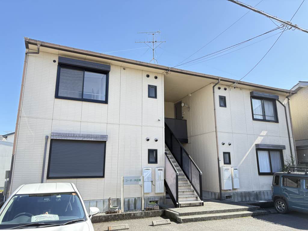 建物外観　落ち着いた雰囲気の外観です