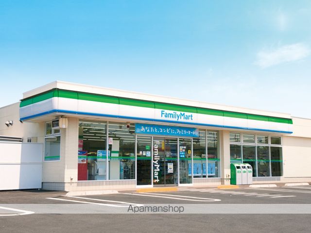 コンビニ　ファミリーマート　下井草駅南口店（コンビニ）まで174m