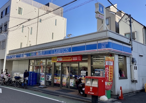 コンビニ　ローソン西品川三ツ木通店（コンビニ）まで136m