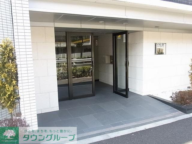 エントランス　★オートロック設備あり★
