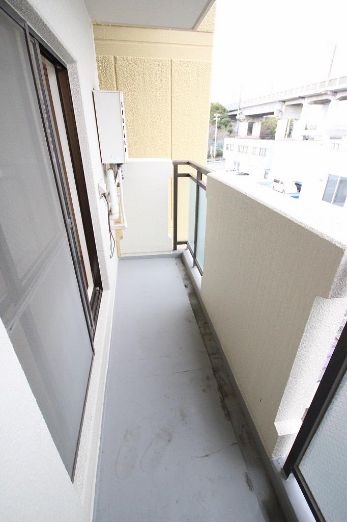 バルコニー　※お部屋により仕様が異なる場合があります。