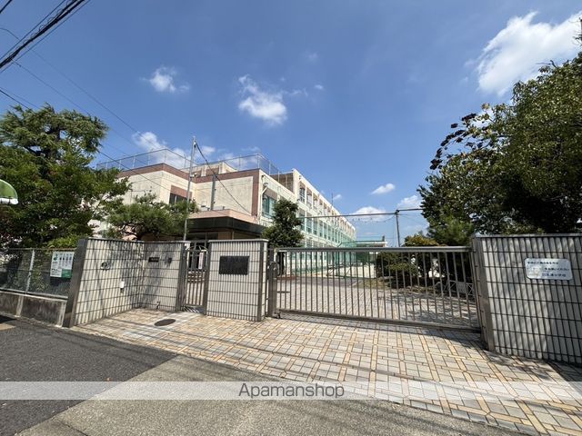 小学校　日比津小学校トワイライトスクール（小学校）まで474m