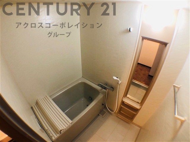 バス・シャワールーム　追い炊き機能付きのバスルーム♪