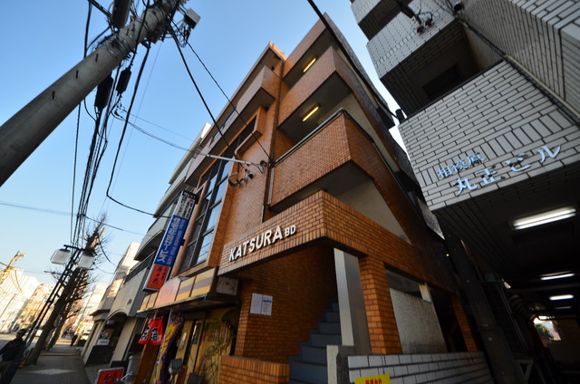 建物外観　～駅から安全ルートで帰宅可能っ～