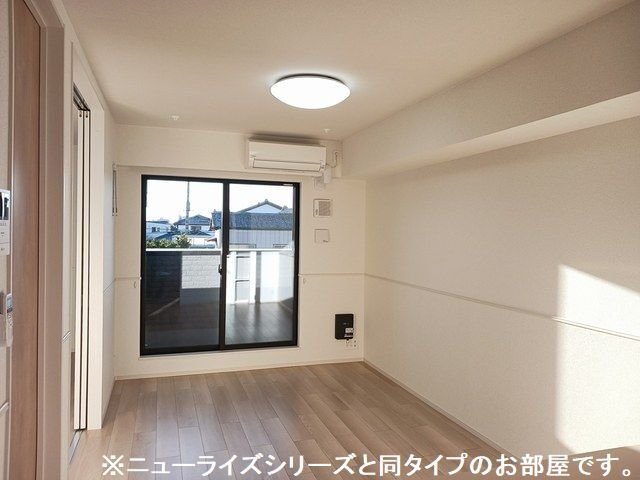 居室・リビング　ゆったり過ごせる居間です