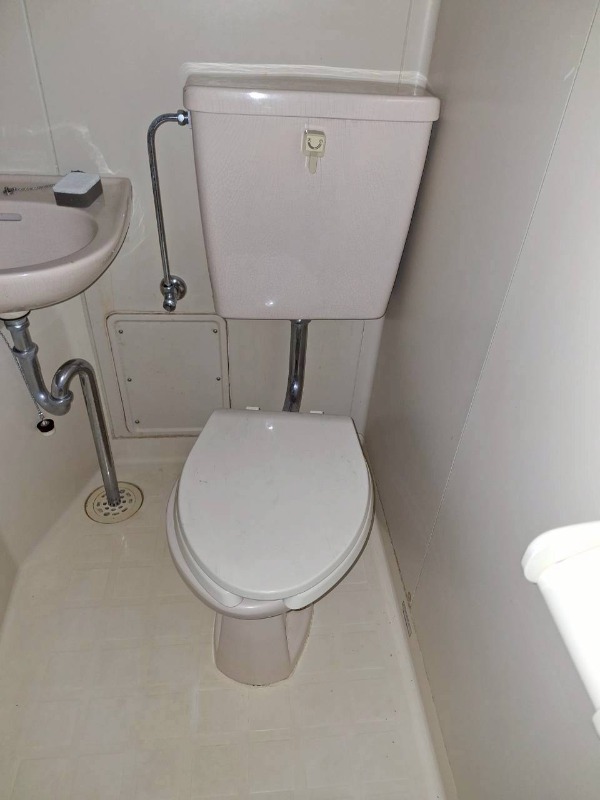 トイレ　※他部屋参考写真