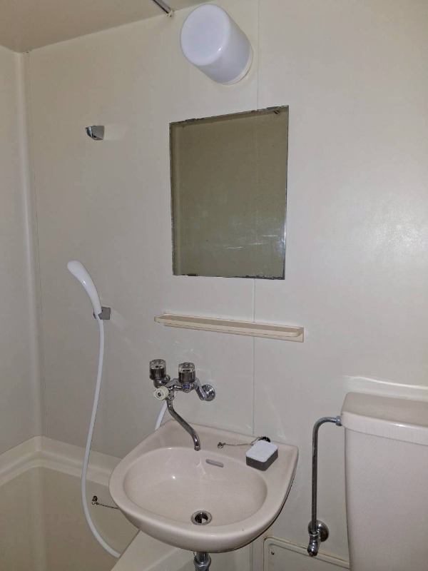 洗面設備　※他部屋参考写真