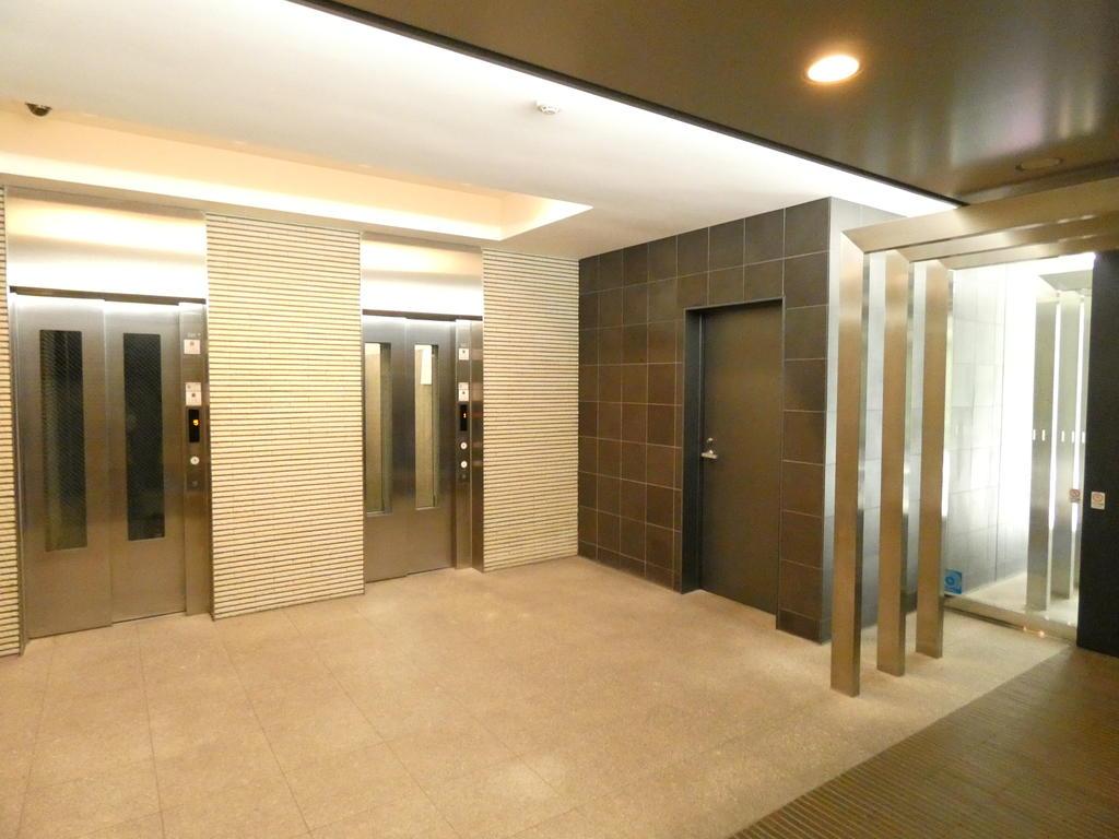エントランス　エントランス