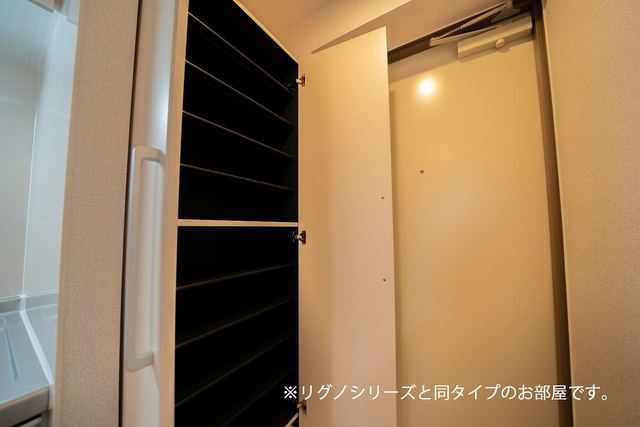 玄関　参考写真です