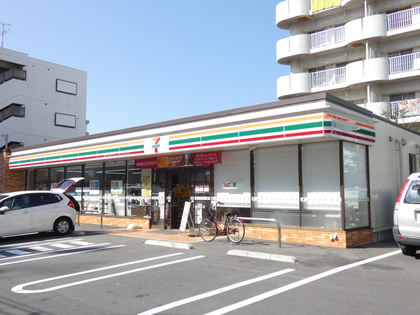 コンビニ　セブンイレブン松戸郵便局前店（コンビニ）まで111m