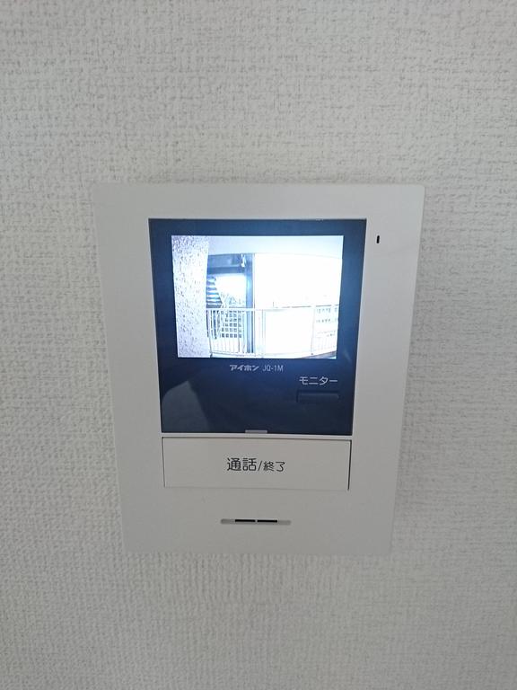 セキュリティ　急な訪問者をモニターで確認出来る、TVドアホン付