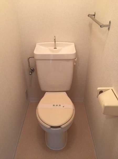 トイレ　別部屋参考写真