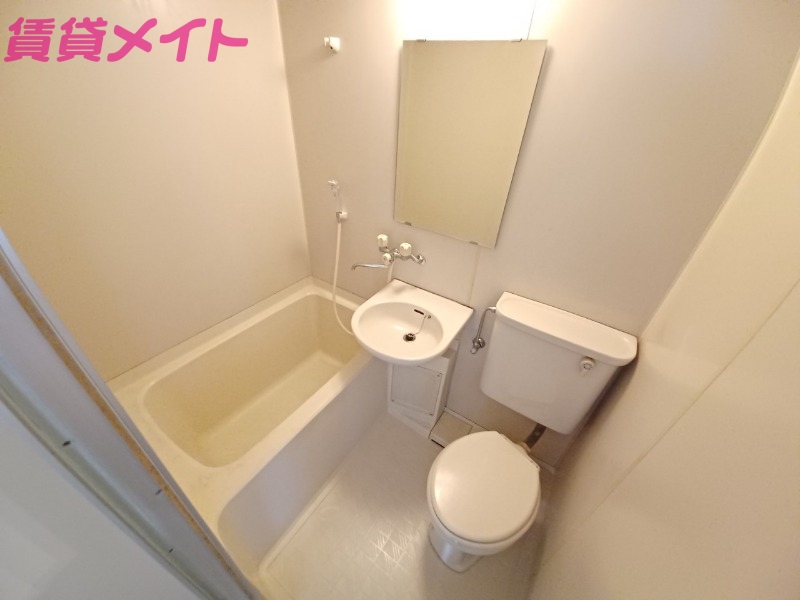 バス・シャワールーム　同型参考写真