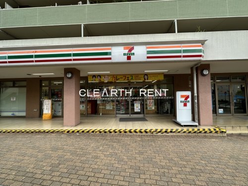 コンビニ　セブンイレブン 横浜上大岡駅前店（コンビニ）まで1195m