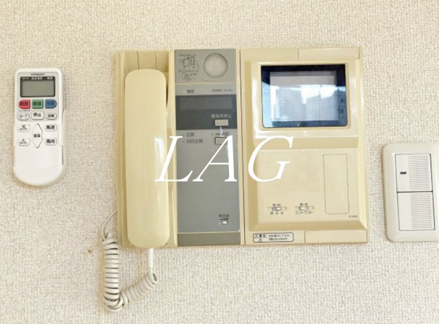 セキュリティ　モニターつきインターホンです。