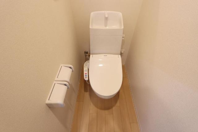 トイレ　シャワー付トイレ