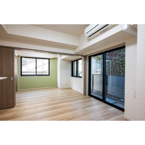 居室・リビング　別タイプ部屋　参考写真です