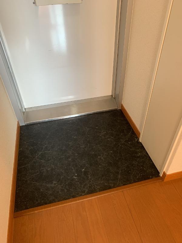 玄関　※サンプルになります。イメージとしてご参考ください。