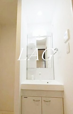 洗面設備　洗面台です。