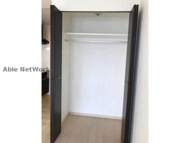 収納　※同物件別部屋の写真です。