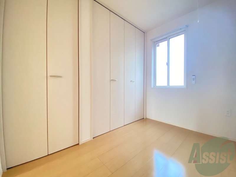 その他部屋・スペース　３．２帖の洋室です。寝室にはこちらのお部屋がおススメですよ～