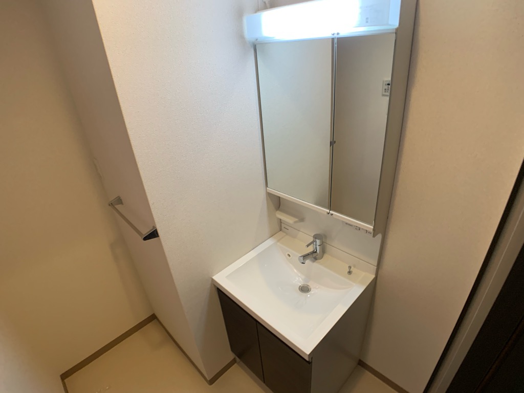 洗面設備　洗髪洗面化粧台付き☆