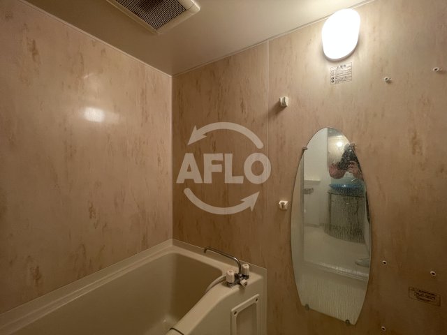 URBAN FLATS江坂の風呂写真