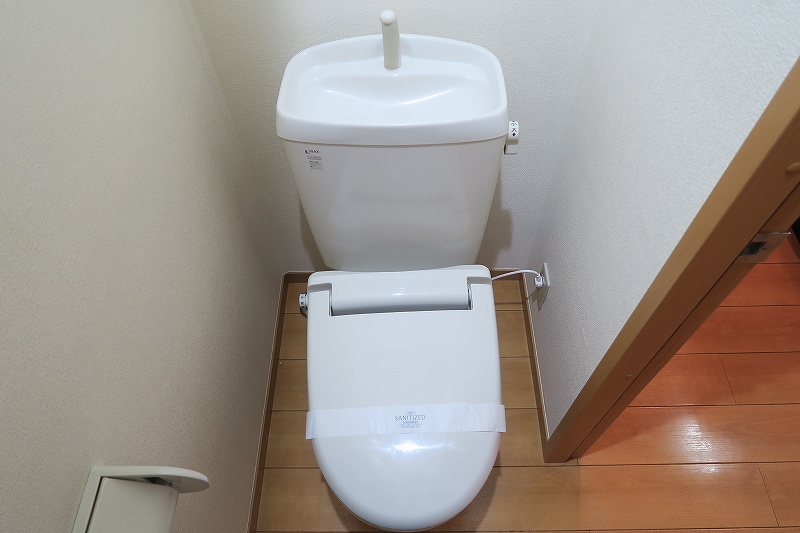 京王線 分倍河原駅 徒歩7分 2階建 築19年のトイレ写真