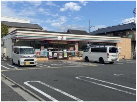 コンビニ　セブンイレブン 東大阪森河内西2丁目店（コンビニ）まで942m