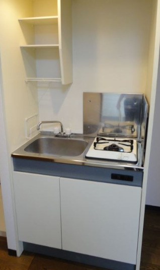 キッチン　別部屋の画像を使用しております。