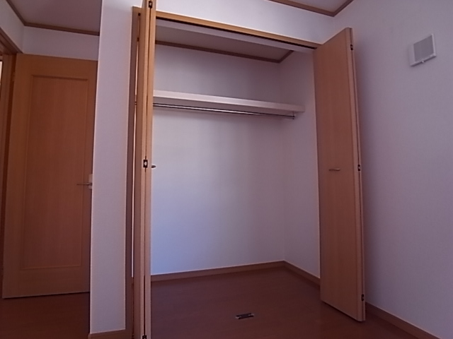 シャトーシモハタ2の内装写真