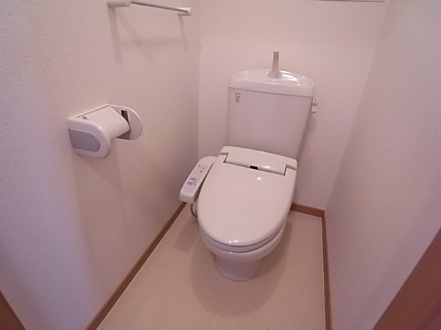 シャトーシモハタ2のトイレ写真