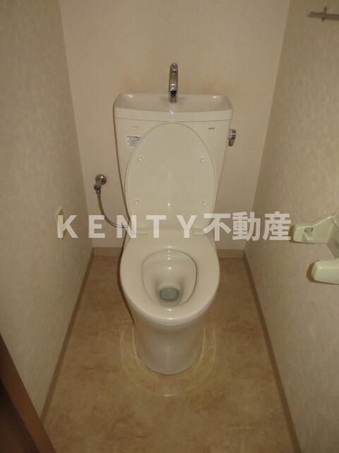 トイレ　コンパクトで使いやすいトイレです