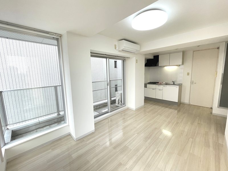 GOOD LIVING COCOの居間写真
