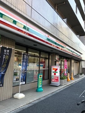 コンビニ　セブンイレブン北区神谷1丁目店（コンビニ）まで63m