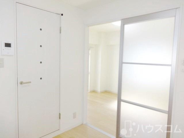玄関　玄関からの眺めはこんな感じです♪
