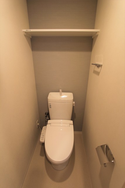 レジュールアッシュ神戸グランフィールのトイレ写真