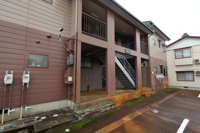 ＪＲ信越本線 見附駅 徒歩19分 2階建 築30年の玄関写真