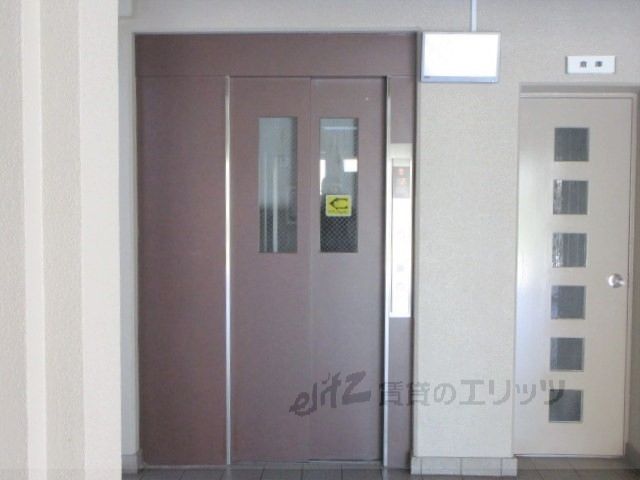 その他設備　エレベーター