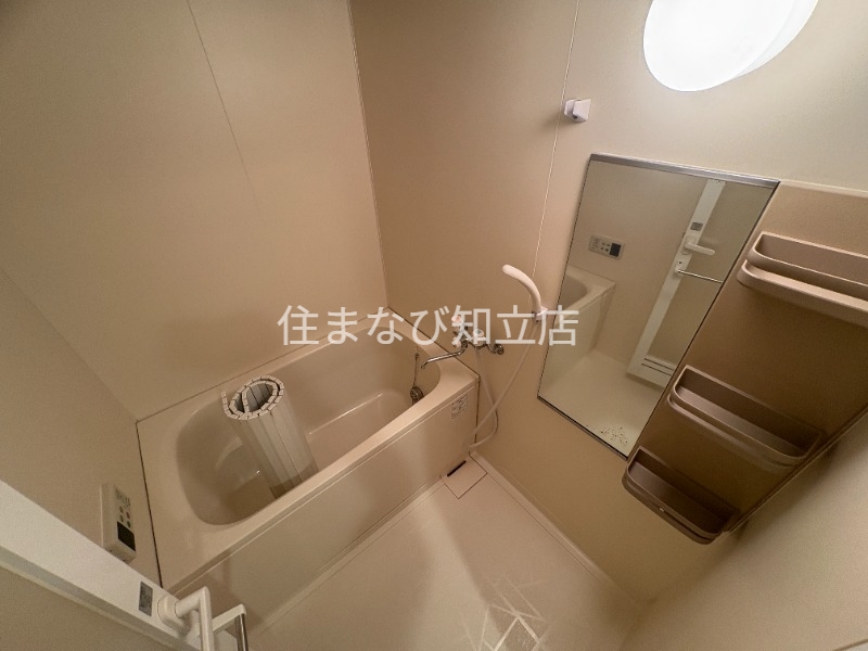バス・シャワールーム　同型別部屋写真
