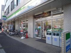 コンビニ　ファミリーマート 練馬旭丘一丁目店（コンビニ）まで229m