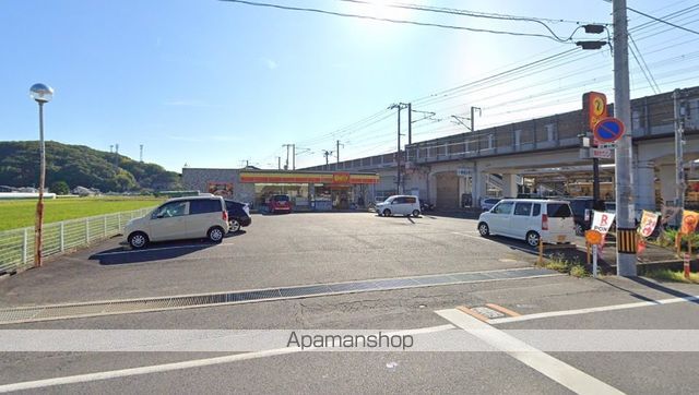 コンビニ　ディリーヤマサキ東岡山駅北口店（コンビニ）まで2470m
