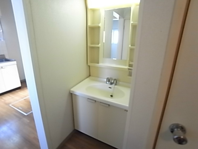 洗面設備　同仕様別部屋