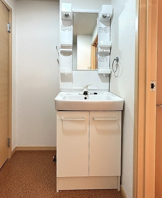 グリーンパークさいとうB棟の内装写真