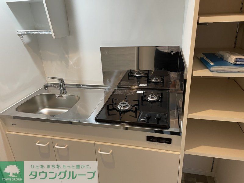 玄関　キッチン
