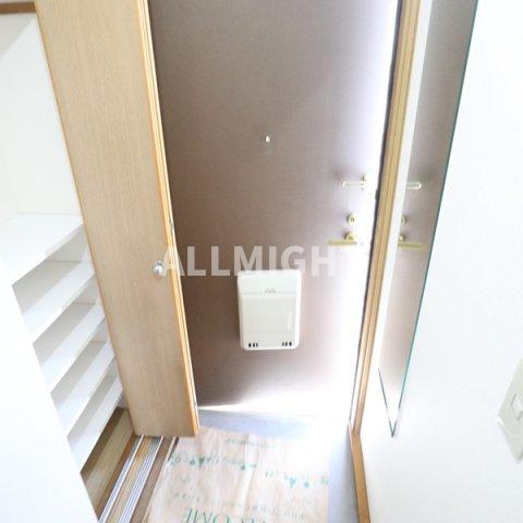 玄関　★お部屋探しはオールマイト不動産までご相談下さい♪