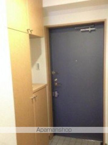 ガーデン目黒平町の玄関写真