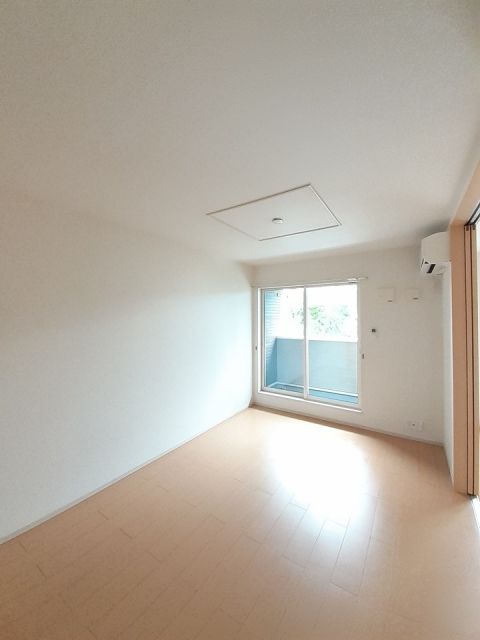 コンフォート切ノ川の居間写真