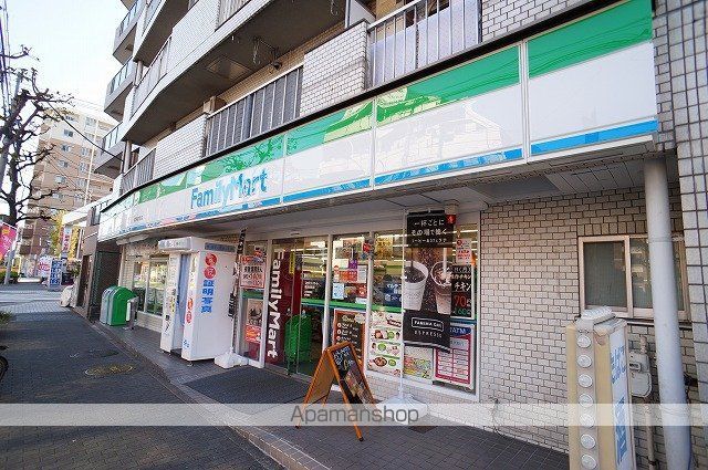コンビニ　ファミリーマート（コンビニ）まで434m