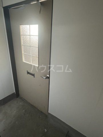 飯田3丁目戸建の玄関写真